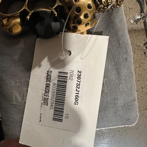 Alexander McQueen Knuckle Ring - Picture 8 of 8